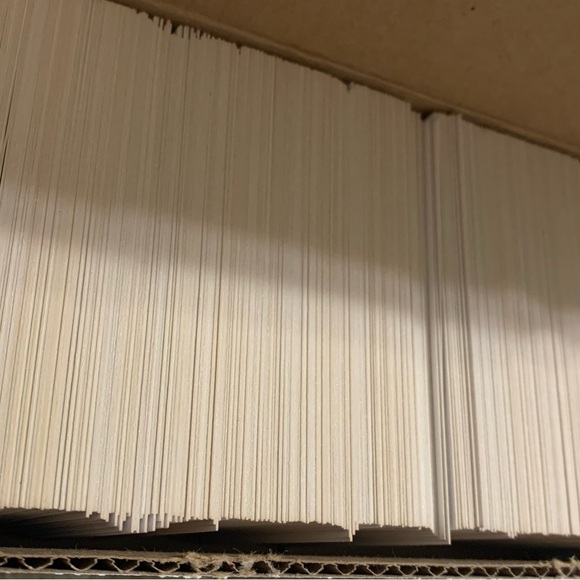 1992-93 Topps NBA Basketball Cards Box Set - Picture 5 of 6